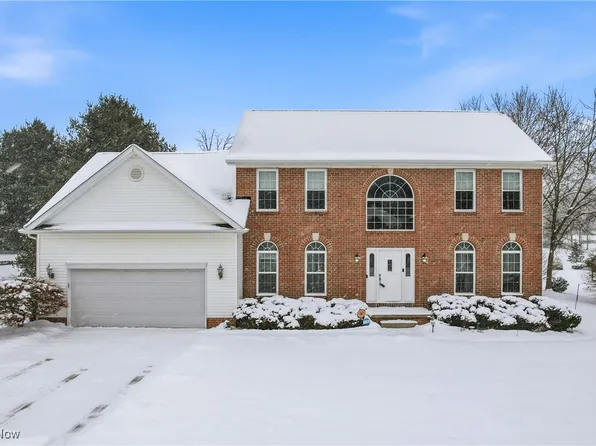 103 Westwind Dr NE, Warren, OH 44484