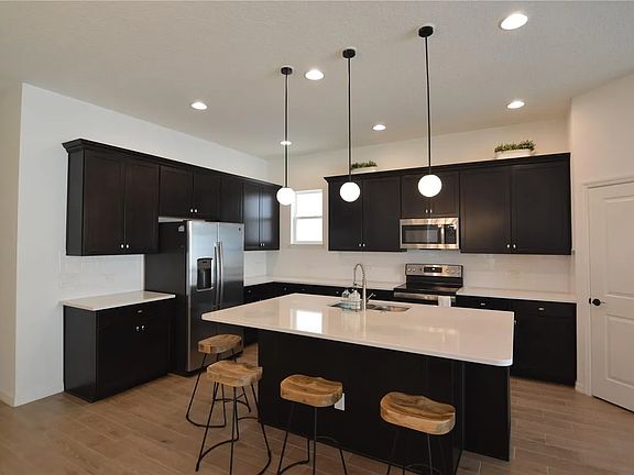 5th image of 16053 Micelli Dr