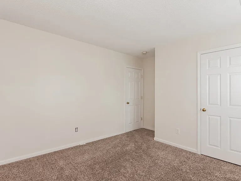 7945 Bristle Ln — Photo 14