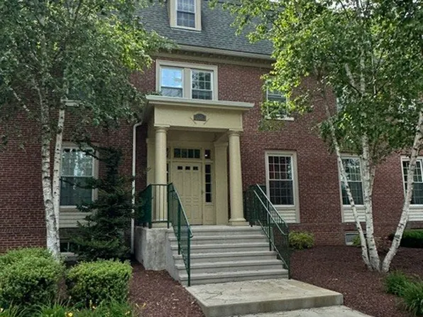 295 Ridge Road #9, Wethersfield, CT 06109
