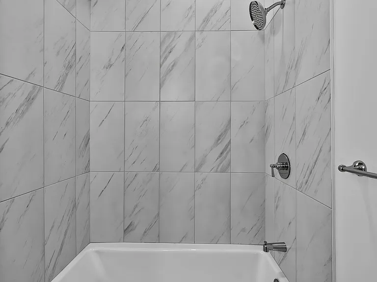 1401 N Western Ave — Photo 64