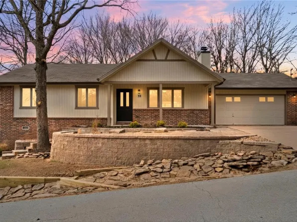 32 Quantock Hills Dr, Bella Vista, AR 72715