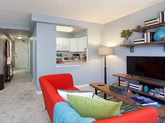 4th image of 401 E Ontario St APT 3303