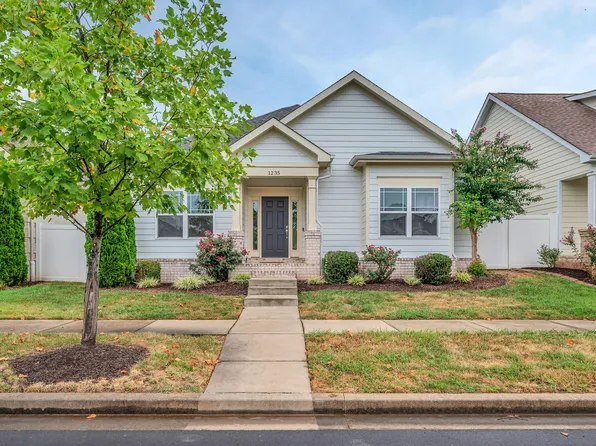 1235 Charleston Blvd, Murfreesboro, TN 37130