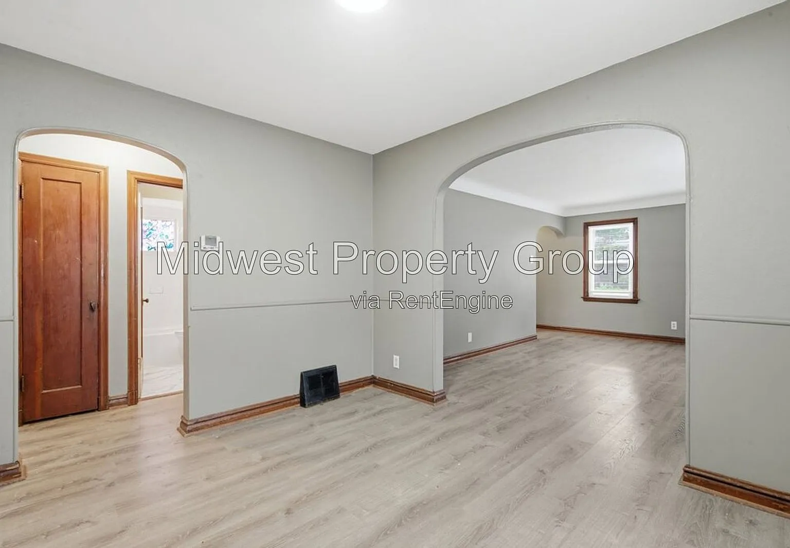 2 bed, 1.0 bath, 960 sqft, $1,095 — Photo 1