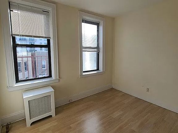 5th image of 34-20 34th St #7