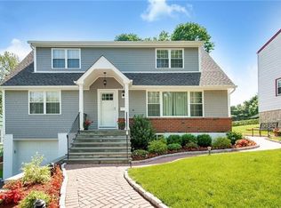 61 Emerson Ave, New Rochelle, NY 10801