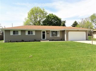 2478 N Bootmaker Dr, Beloit, WI 53511