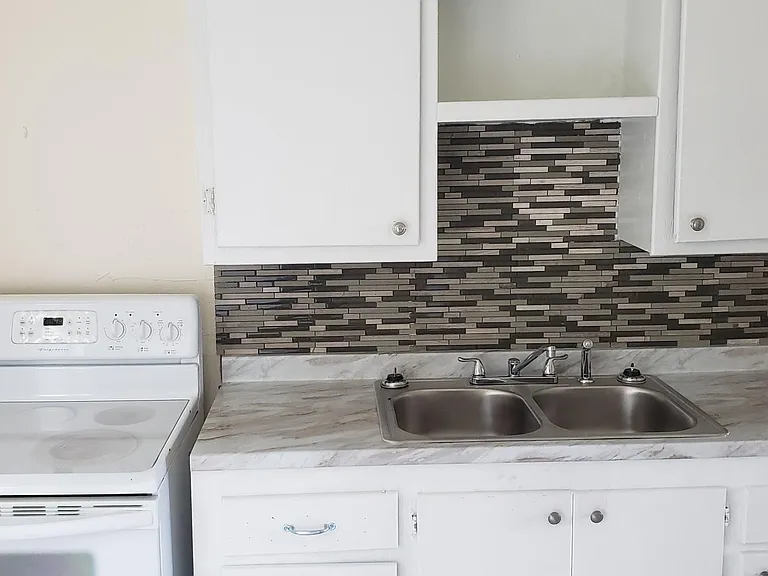 2803 SW H Ave — Photo 12