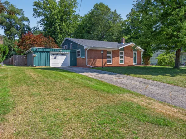 5486 Sherwood Dr, Jackson, MI 49201