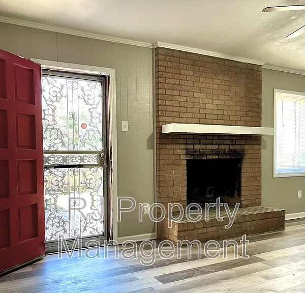 5368 Scottsdale Ave — Photo 10