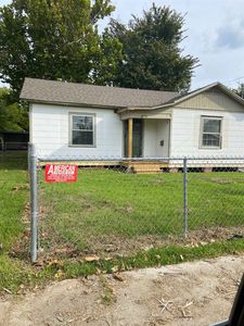 122 W 15th St, Lake Charles, LA, 70601