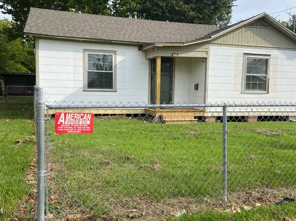 122 W 15th St, Lake Charles, LA 70601