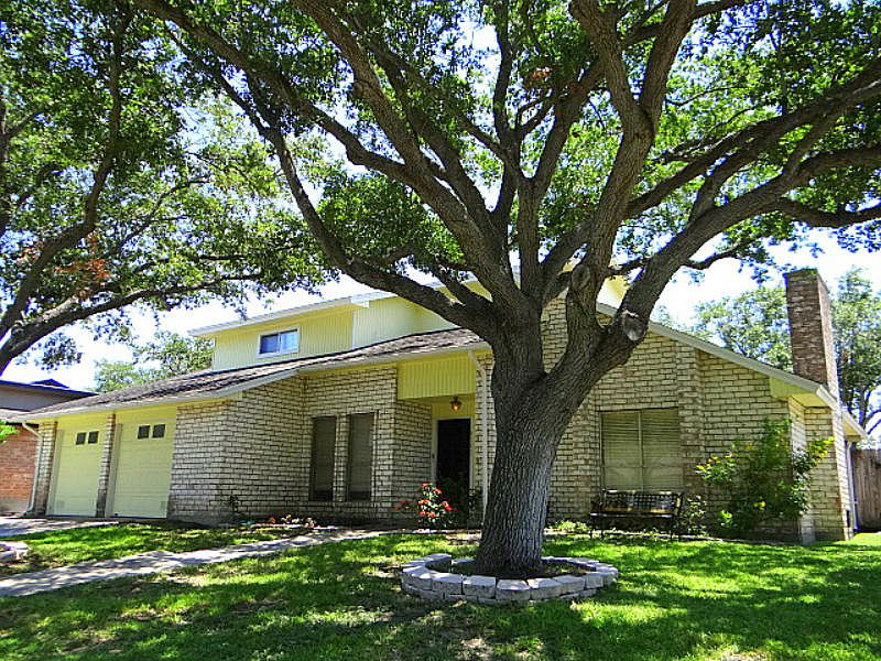 1st image of 4143 Crenshaw Dr