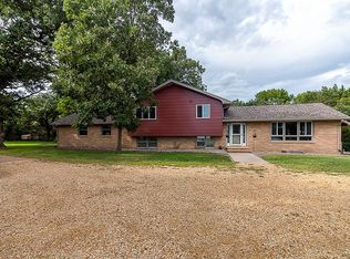 36390 Fort Rd, Saint Peter, MN 56082