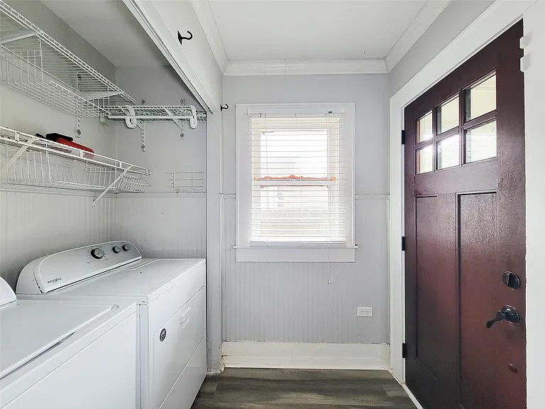 508 W Lang St — Photo 8