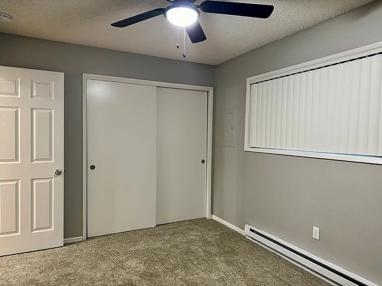 Taylor Place Apartments I — Photo 8