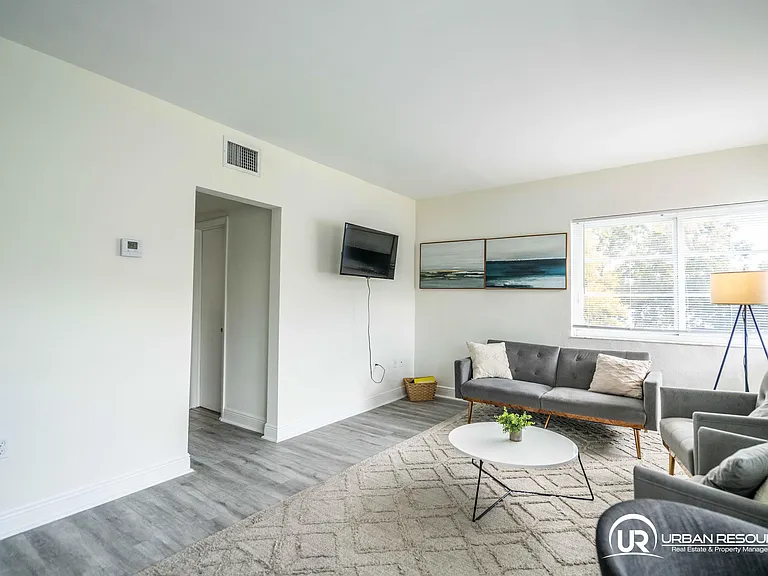 1007 Bay Dr #201 — Photo 13