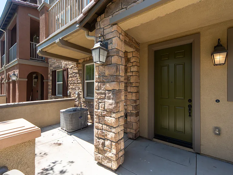 16145 Sereno Ln — Photo 10