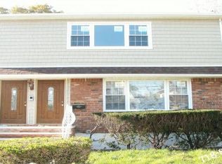 247-04 136th Ave, Rosedale, NY 11422