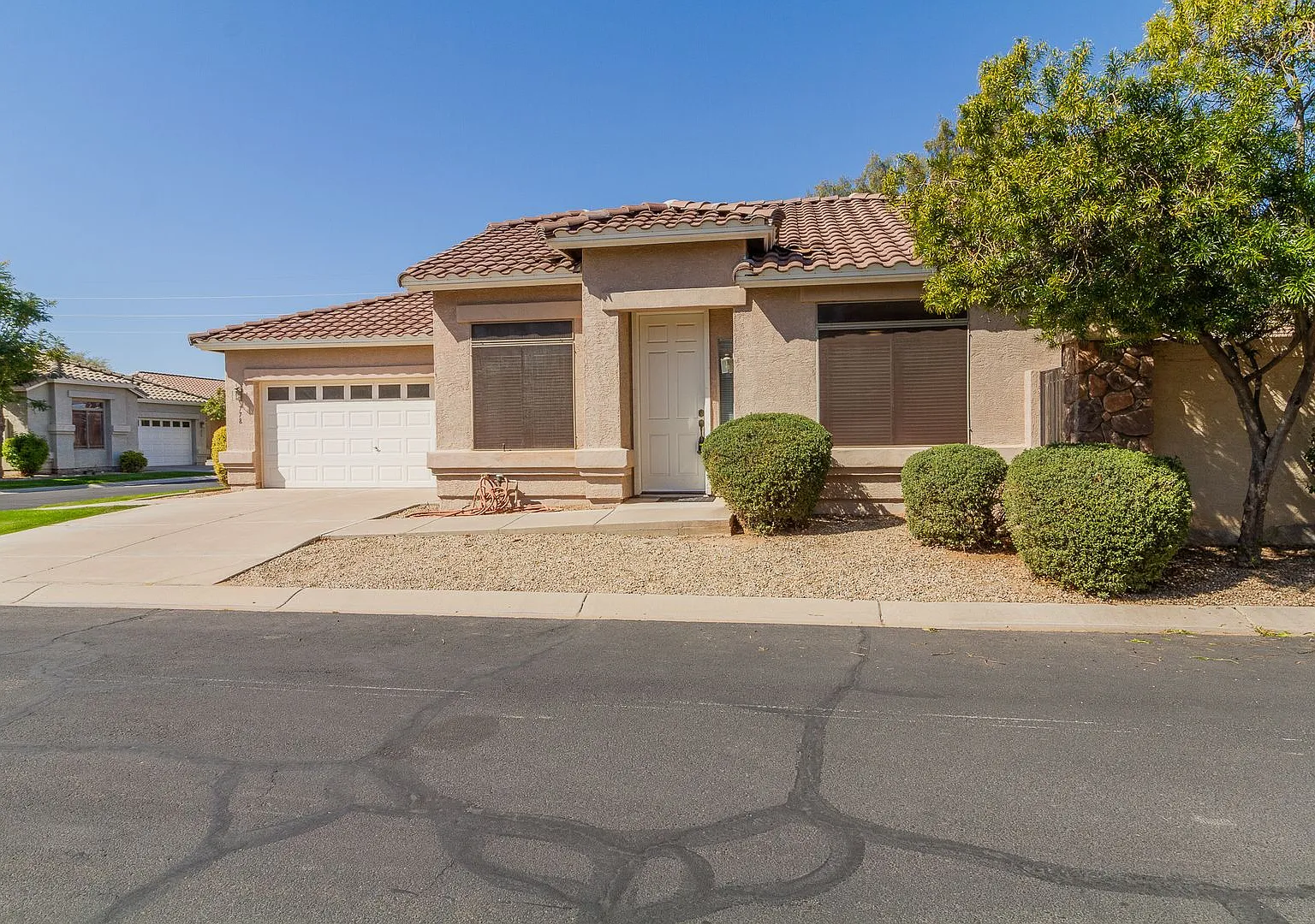 Live in Style and Convenience - 2BR/2BA with Appliances and Community Amenities! — Photo 1