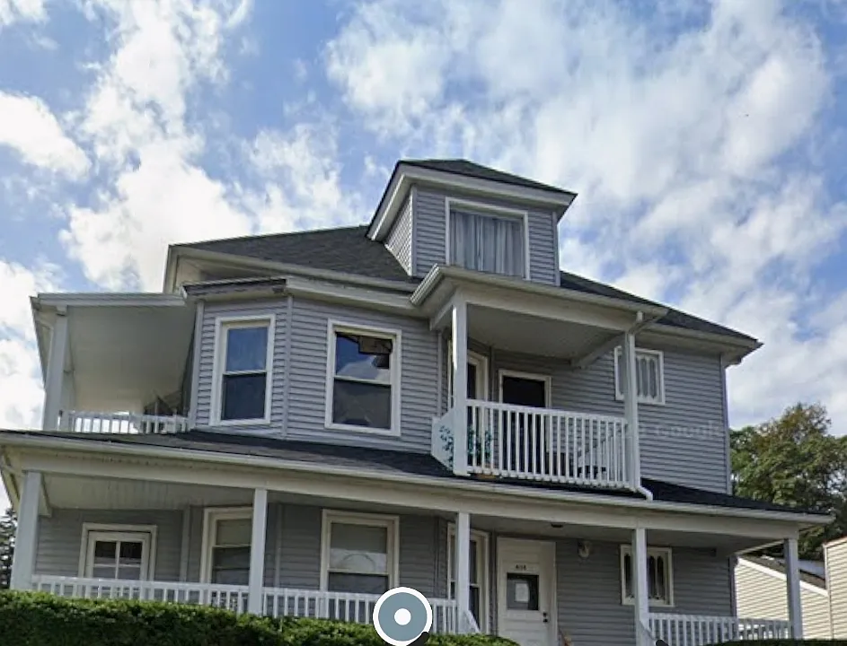 416 Wilson St #2FLD