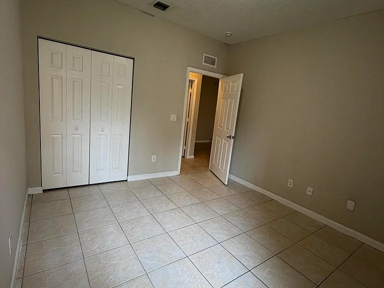 3553 Forest Hill Blvd #45 — Photo 9