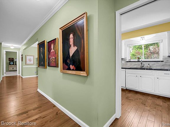 5th image of 1711 Huntingwood Ln APT C