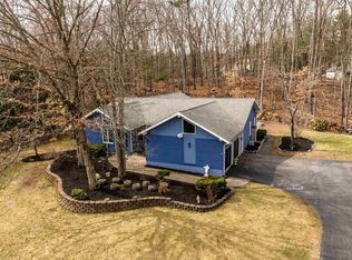 4 Clover Ct, Salem, NH 03079