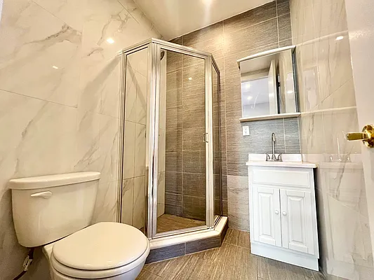 Rented by Pear NYC LLC | media 14