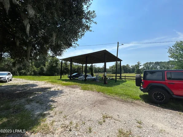 131 Jennings Rd, Beaufort, SC 29906