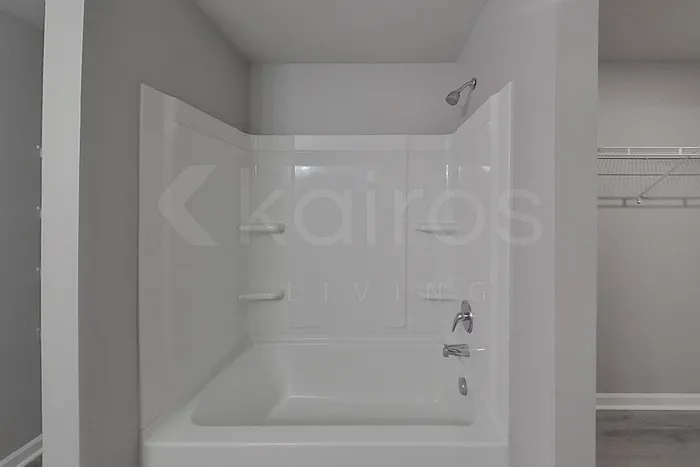 217 Sky Hawk Ln — Photo 16