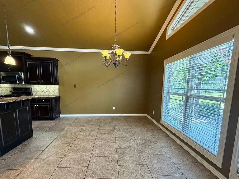 3718 Brighton Pl — Photo 8