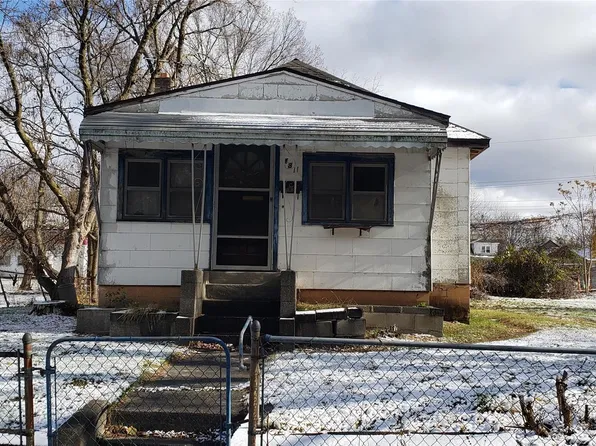 481 Harvey Ave, Pontiac, MI 48341