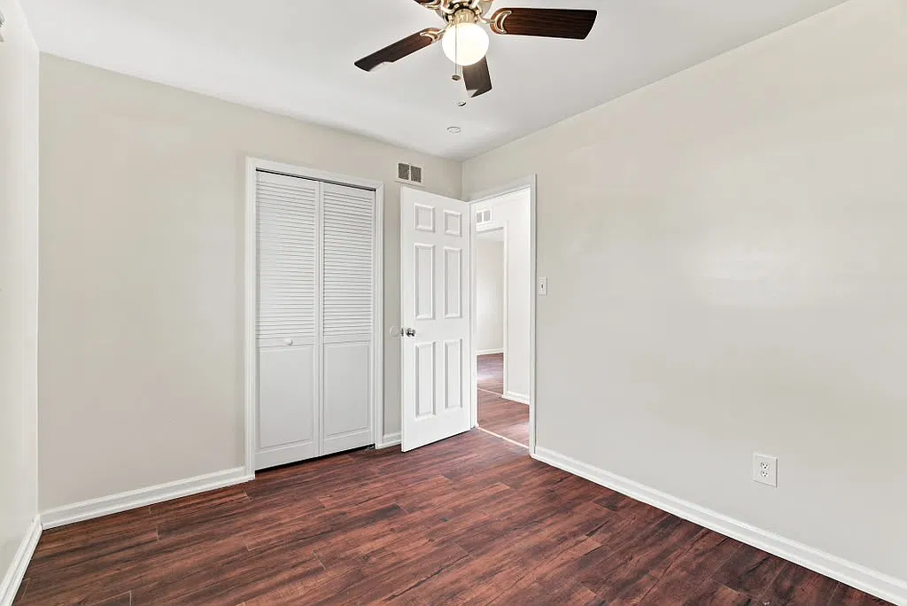 3 bed, 950 sqft, $1,695 — Photo 4