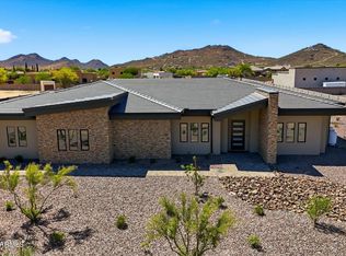 2991 W DESERT HILLS Drive #2, Phoenix, AZ 85086