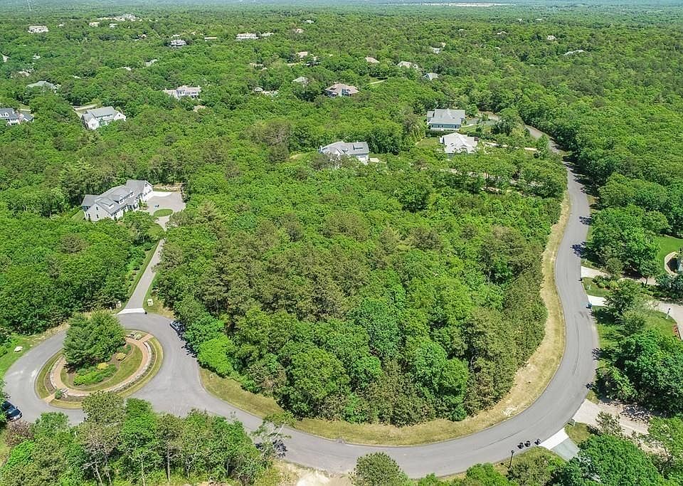 2nd image of 8 Highwood Lane Lane
