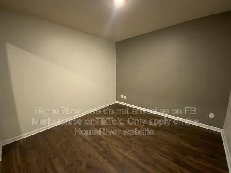 2215 Waycross Ln — Photo 8