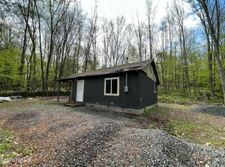 1149 Avoy Rd, Lakeville, PA 18438
