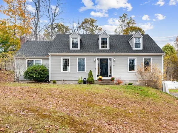 29 Oxbow Lane, North Branford, CT 06472