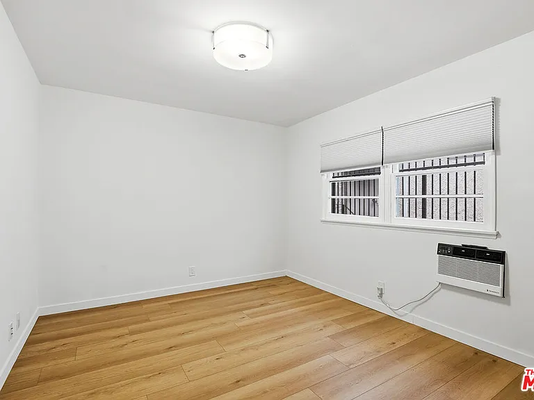 1944 S Beverly Glen Blvd #3 — Photo 8