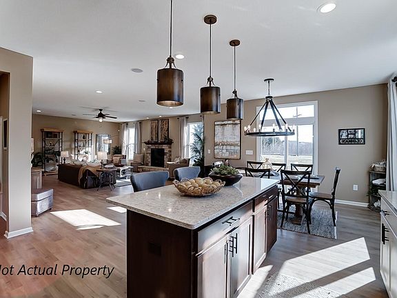 5th image of 1325 Meadow View Dr