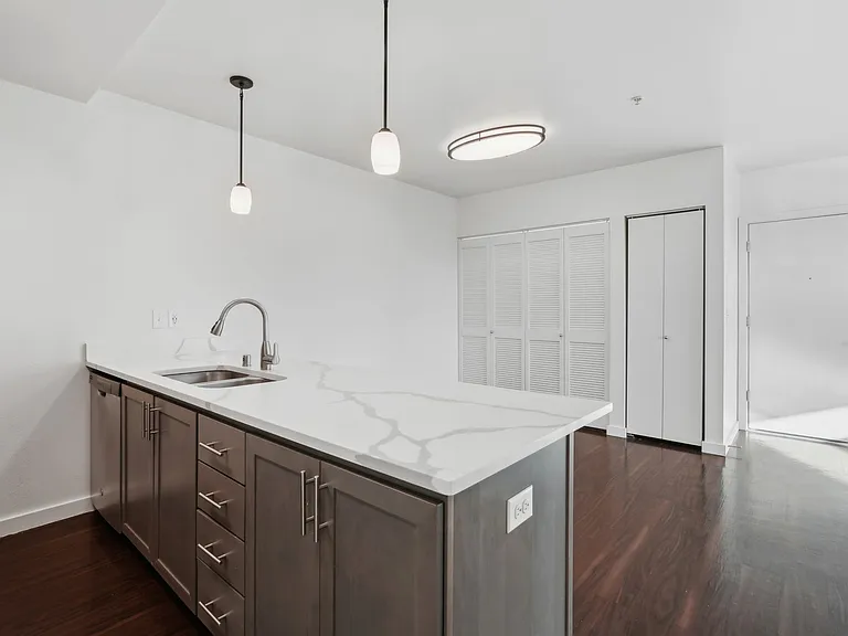 Haven Park Apartments — Photo 24