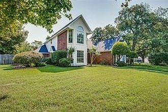 2nd image of 1 Round Rock Ct