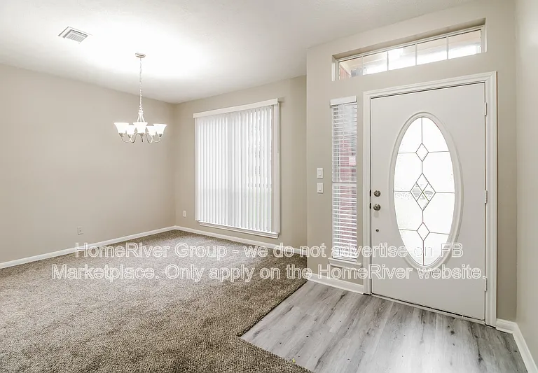 11906 Cottonwood Ln — Photo 3