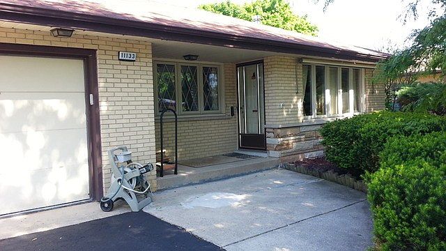 1st image of 11133 S Westwood Dr