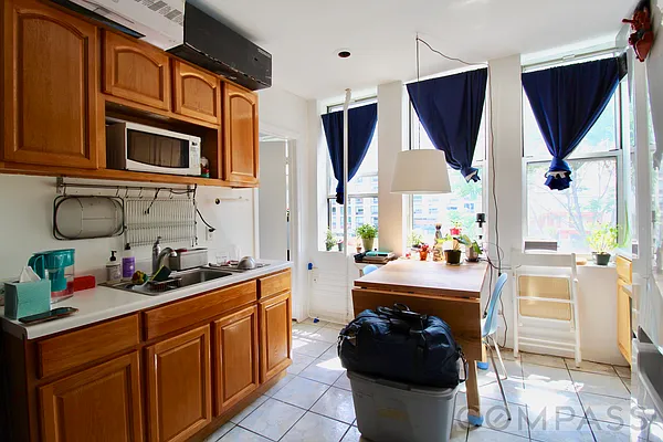 Rented by Compass | media 3