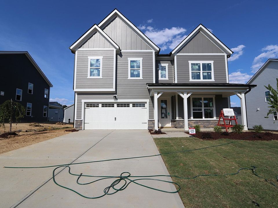 1st image of 617 Blackwood Ct