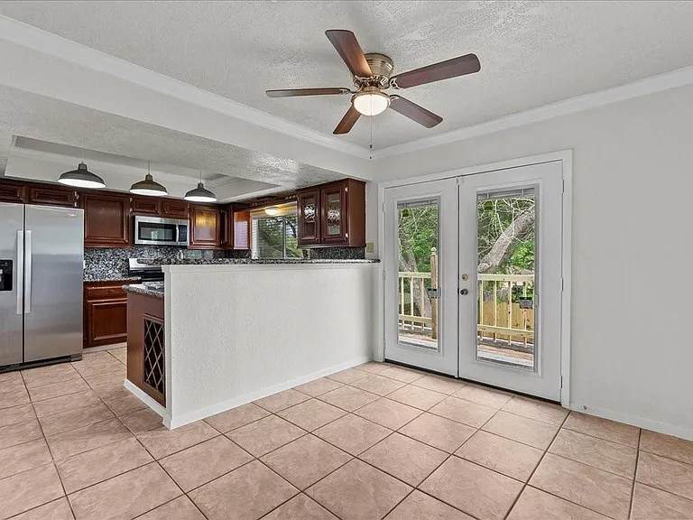 430 W Redway Ln — Photo 20