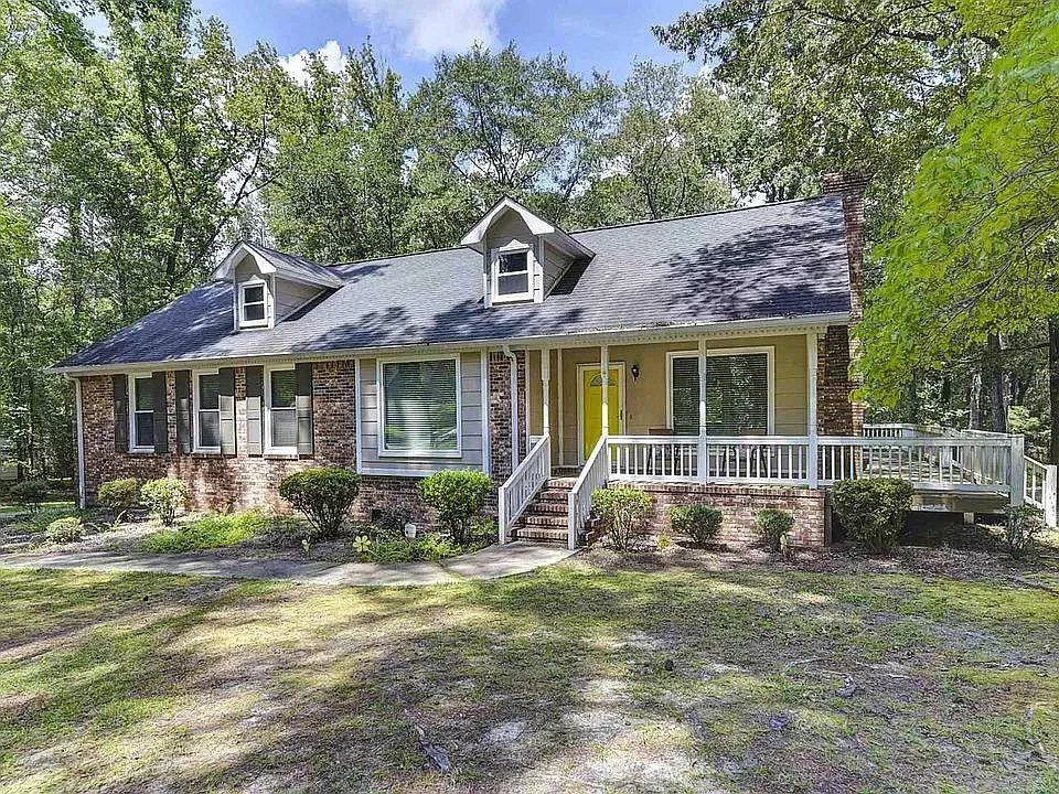137 Fox Run Dr